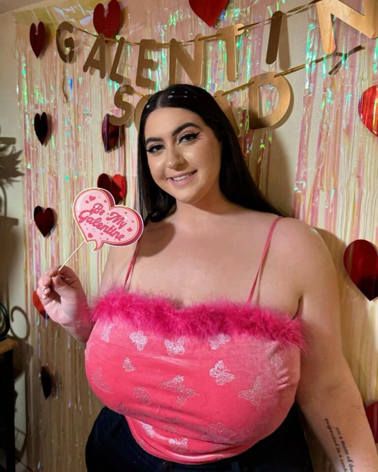 Who is LizzyBBeauty? Bio/Wiki, Age, Height, Career, Net Worth  