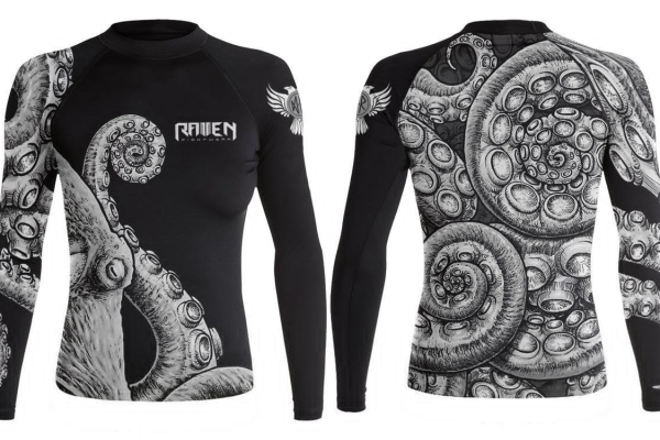 Choosing the Right Women's Rash Guards for MMA