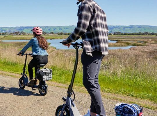 Examining Gyroor Electric Scooters