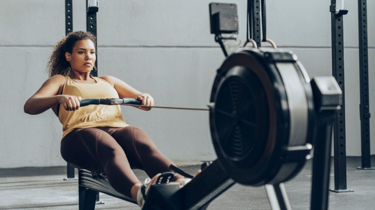 Revolutionizing Home Workouts: How Elliptical Cross Trainers Elevate Fitness Regimes