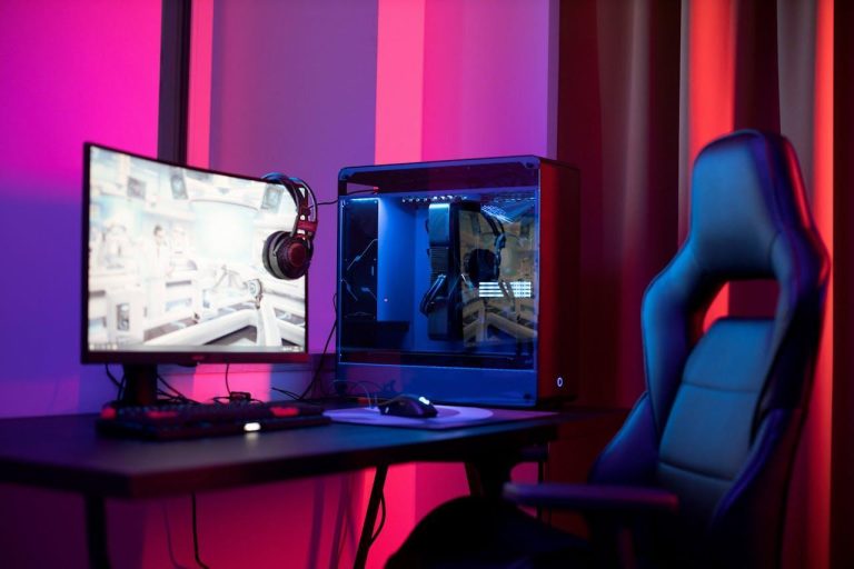 The Ultimate Guide to Gaming Community Phones: Stay Connected Anytime, Anywhere