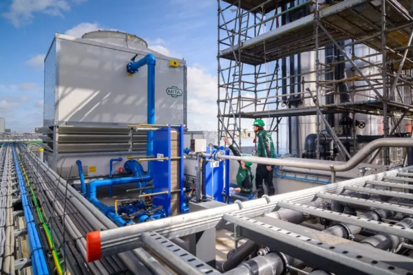 Choosing the Right Cooling System for Your Industrial Facility